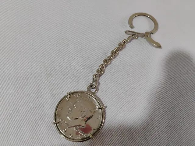 CHAVEIRO PRATA MEIO DOLAR