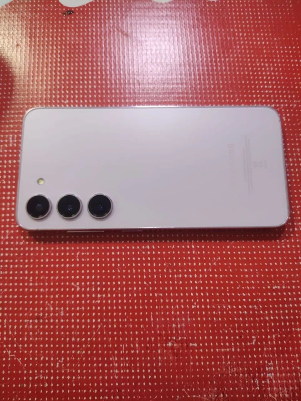 Telefone s2364315884596225120