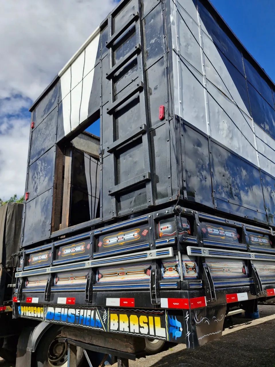 Carroceria Gaiola De Carvão Galego Ano 2017 9,50 Metros - Foto 9