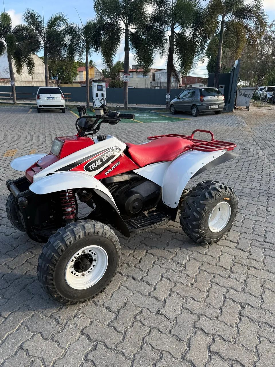 Quadriciclo Polaris TRAILBOSS EXTRA
