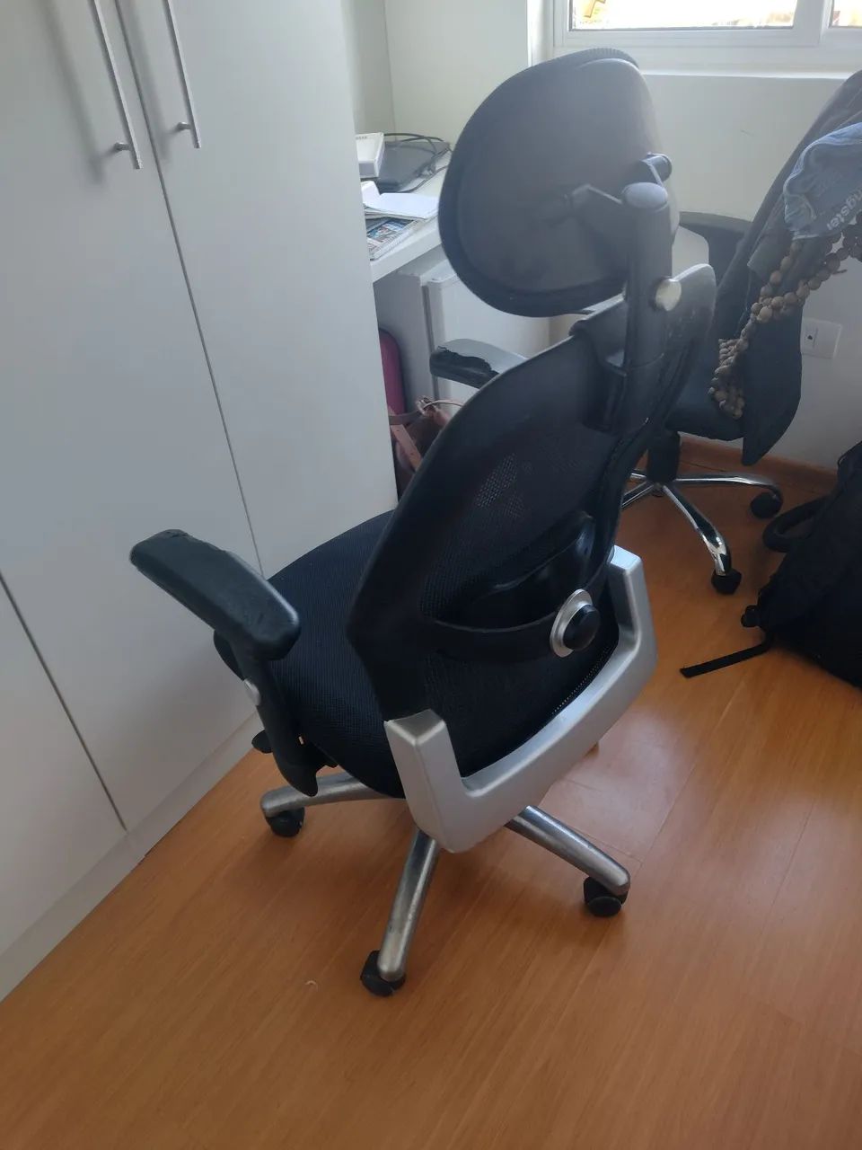 Cadeira de Escritório Giratória com Encosto Ajustável - Foto 3