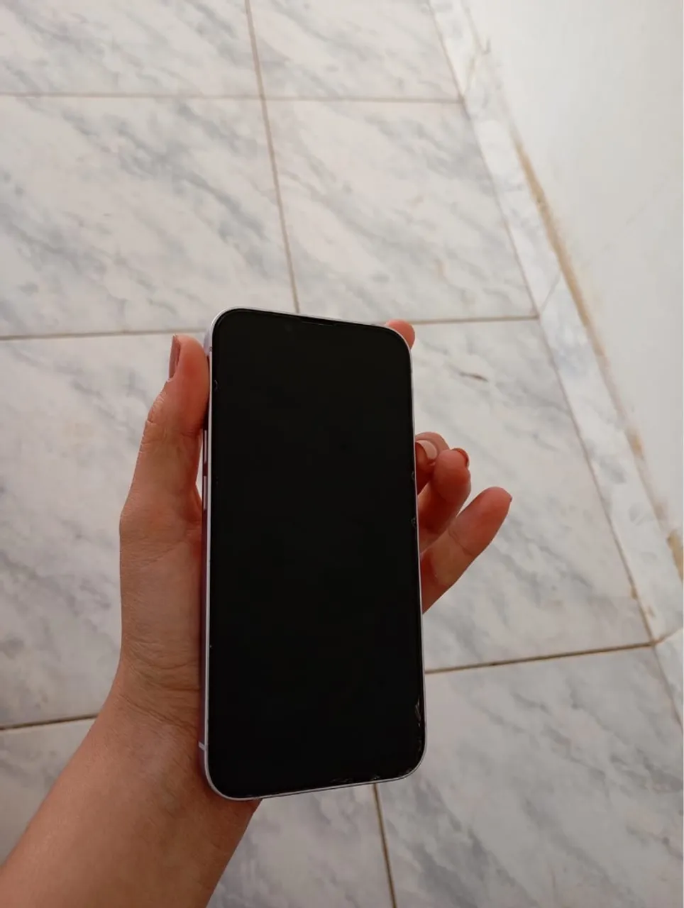 iPhone 14 seminovo