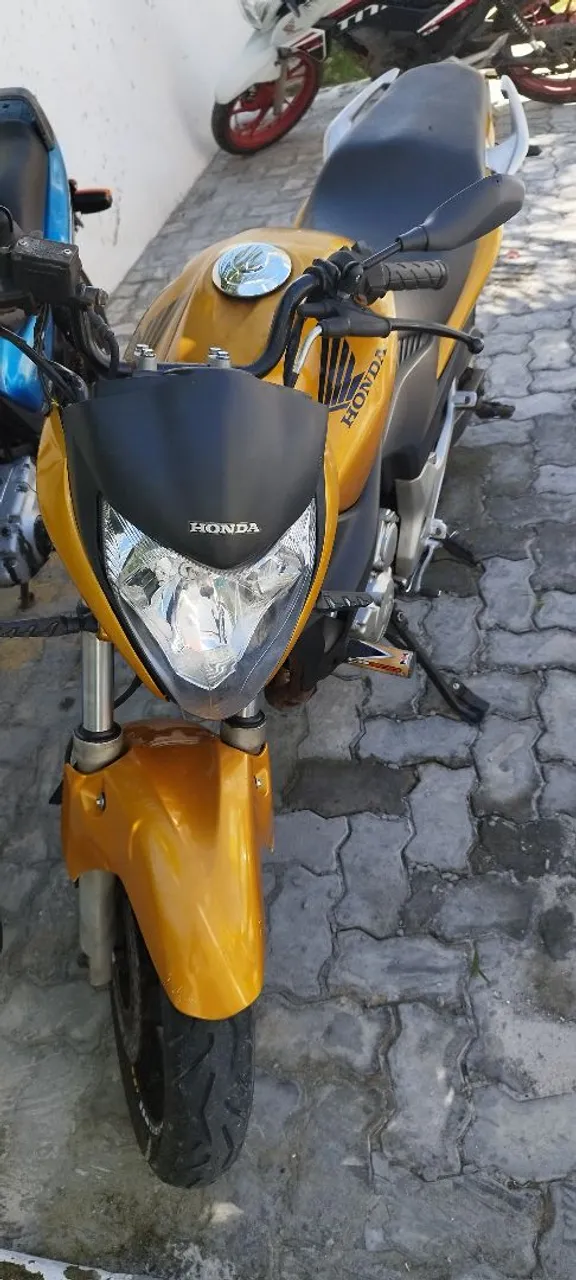 cb 300 toda revisada, procedência