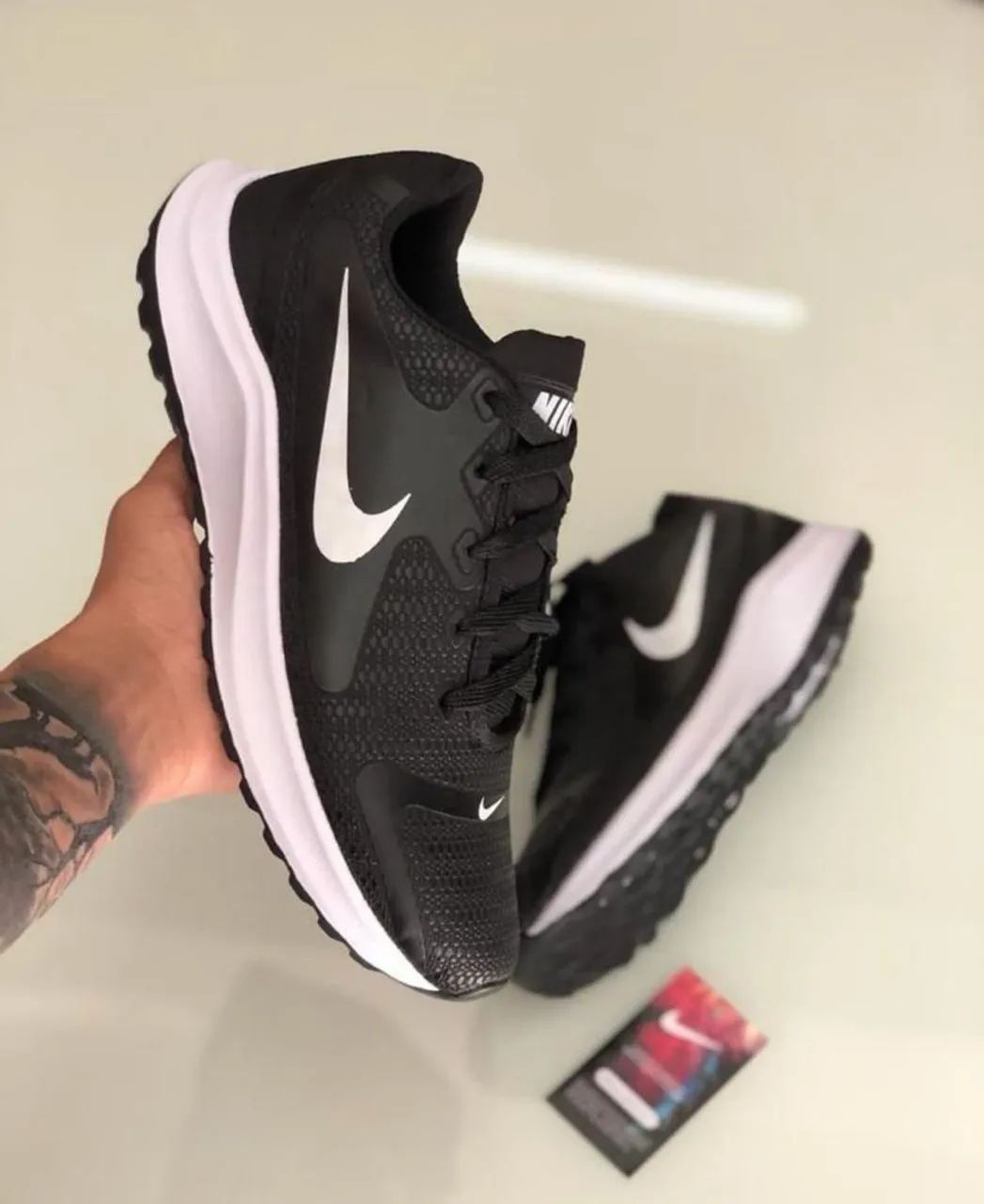 Sneakers64606670476161125