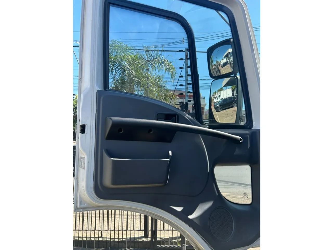 Ford Cargo 1319 2013 - Foto 10