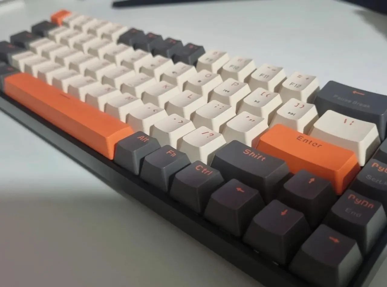 Teclado mecânico sem fio K68 - Foto 2
