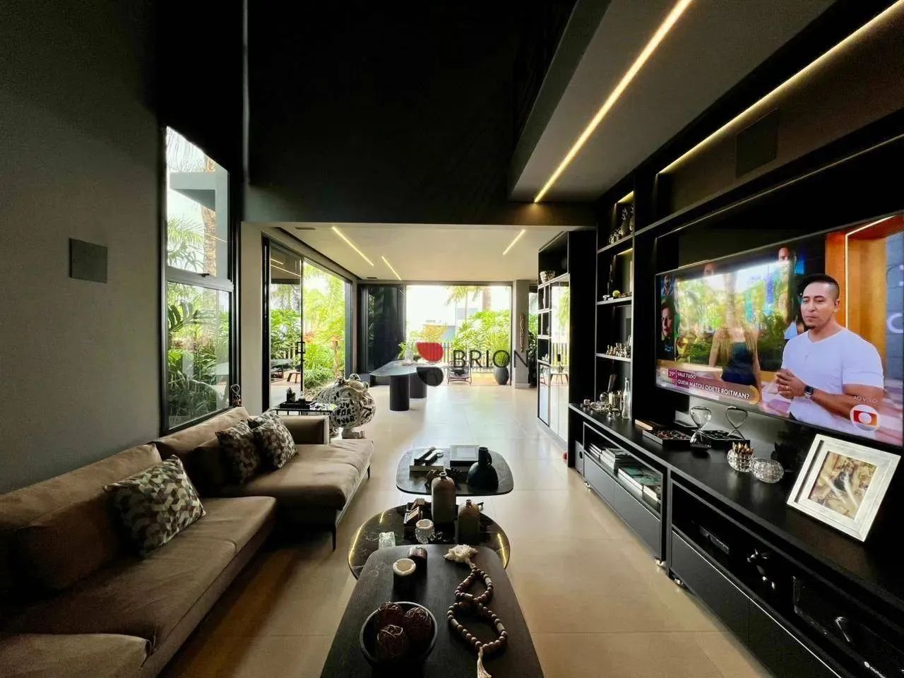 Casa Sobrado de Alto Padrão com 310m², 3 quartos/suítes à venda no Condomínio Alto do Cast - Foto 4