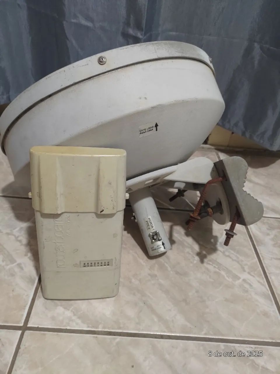 kit antena 2 ALGcom 22dbi radomizada com 2 RB912uag