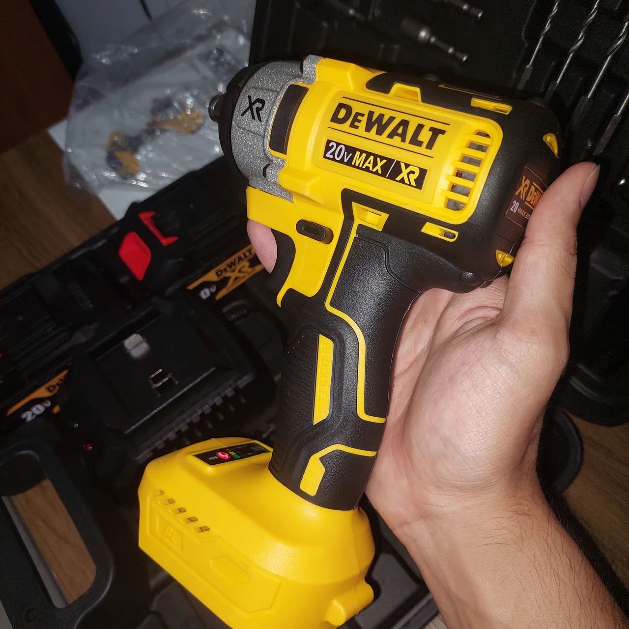 Chave de Impacto Dewalt 20V Max XR