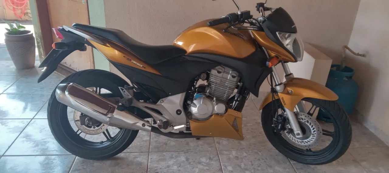 Vende CB 300R ABS