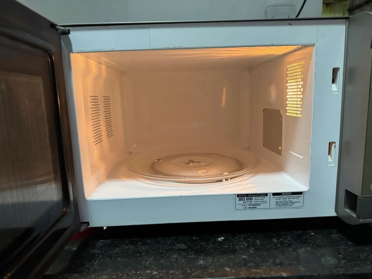 Vendo um microondas cônsul  - Foto 5