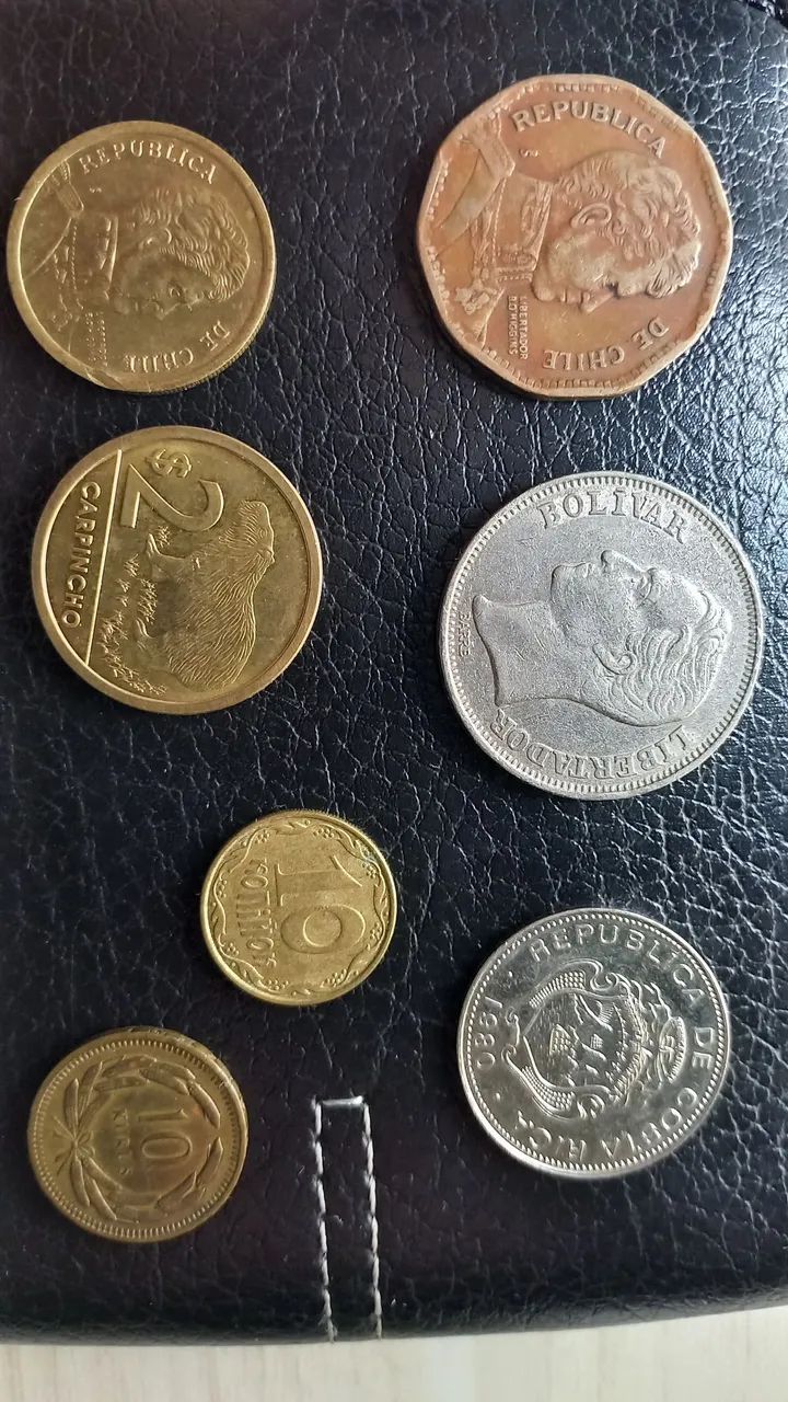 Moedas de vários países 