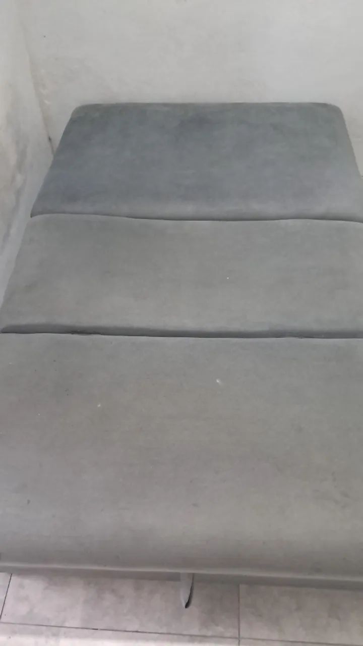 Sofá  Cama R$ 600,00  - Foto 2