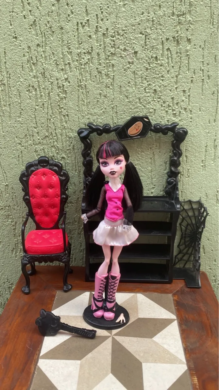Draculaura w3 e play set Monster High
