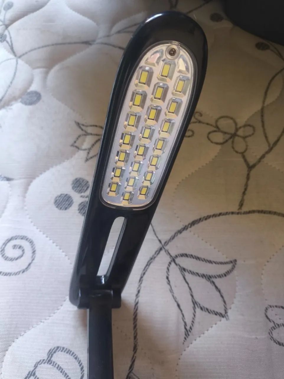 Luminária em LED - Foto 2
