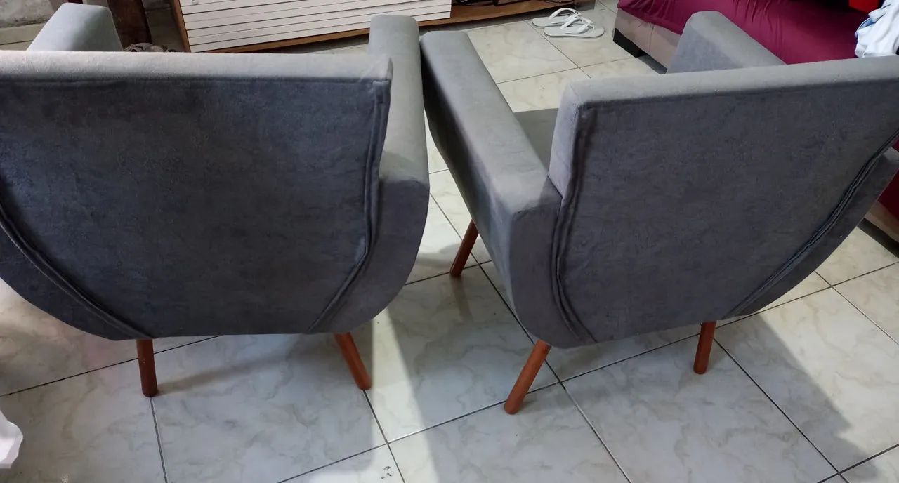 Poltronas Cinza Modernas -$350 reais AS DUAS Conforto e Elegância - Foto 4