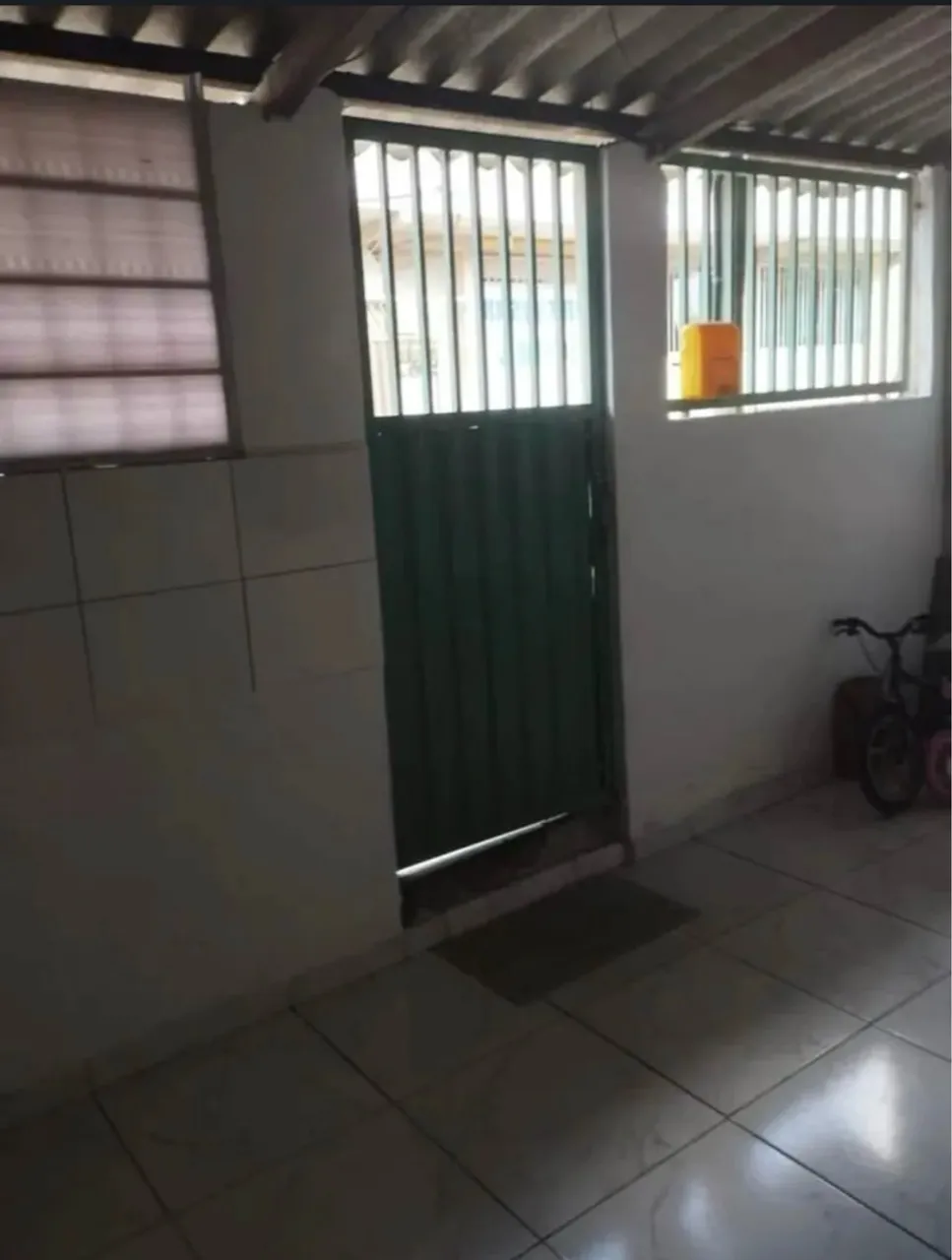 Casa a venda na águas lindas