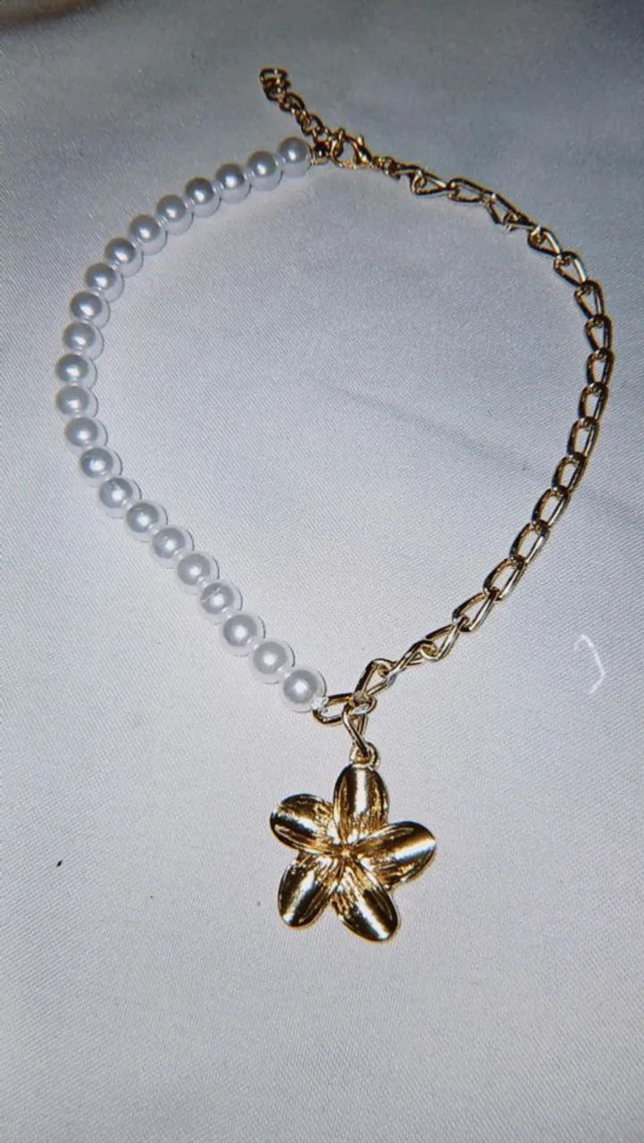 Colar de pérolas com pingente de coração - Foto 2