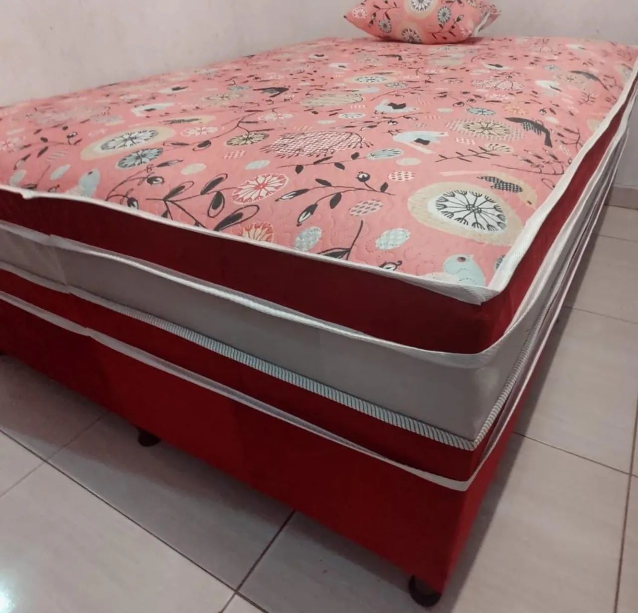 Cama queen box conjugada 