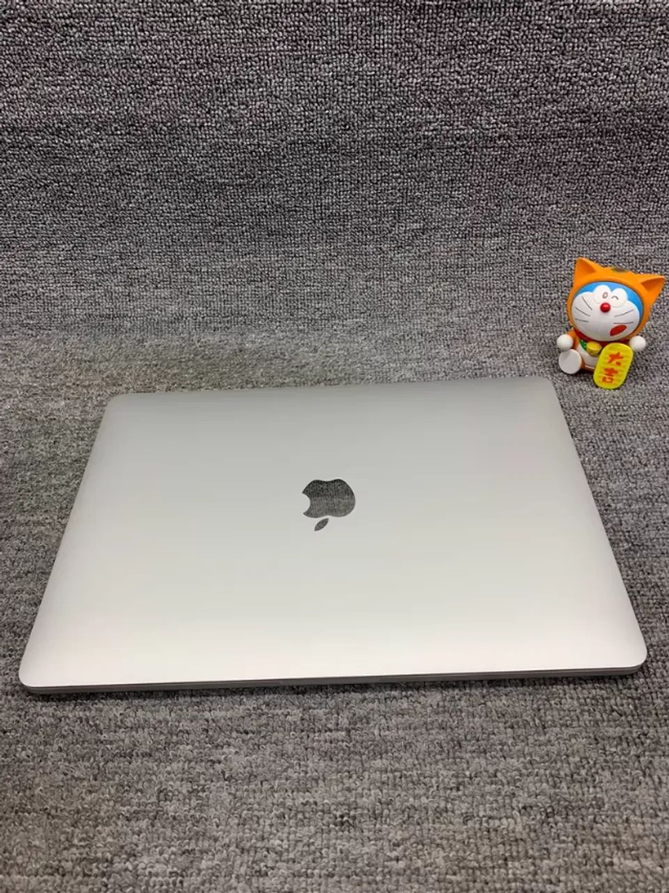 MacBook Pro 13? 2019 - i7 - 16GB RAM - 512GB SSD - TouchBar