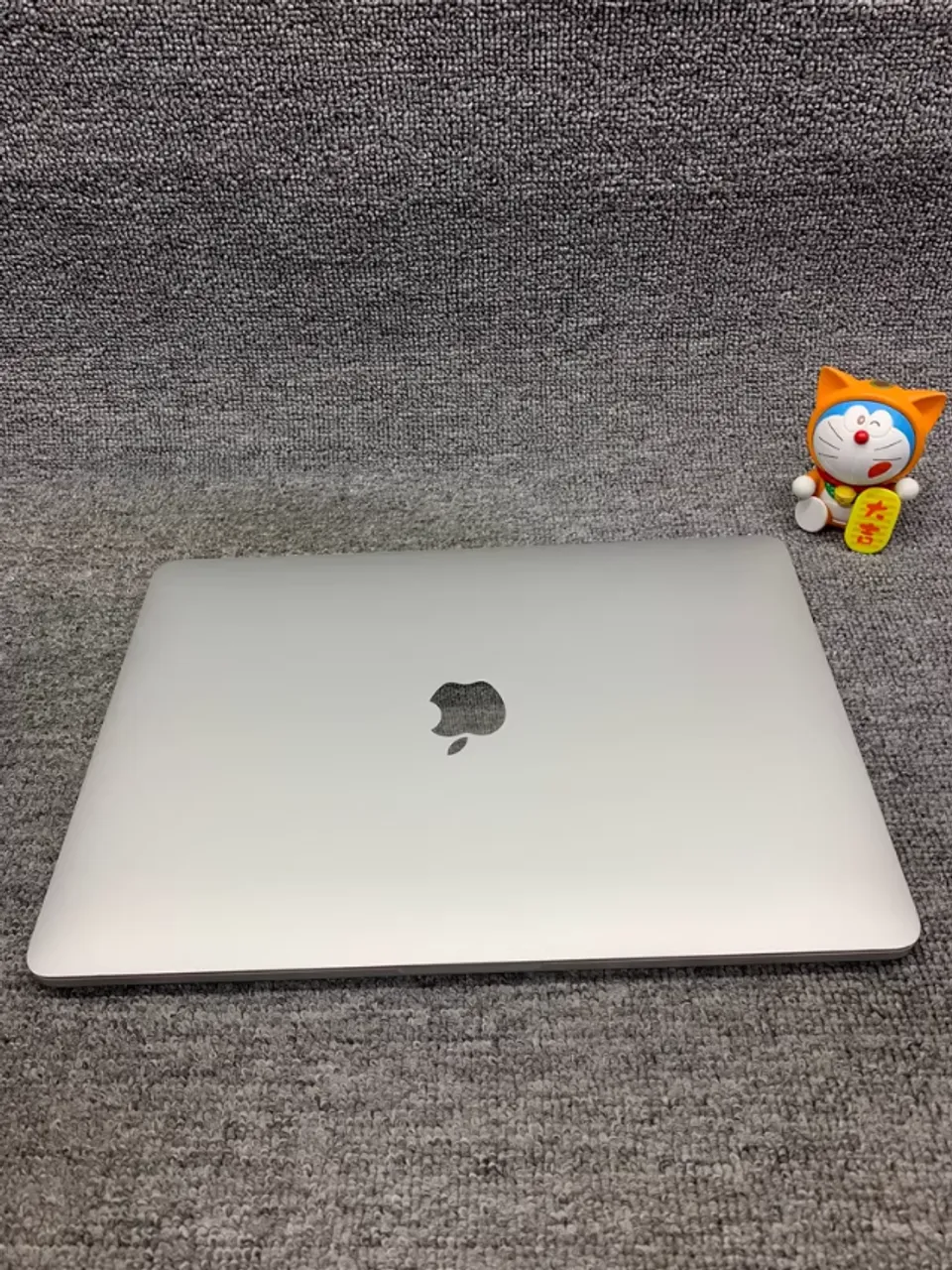 macbook pro 13 i7 16gb