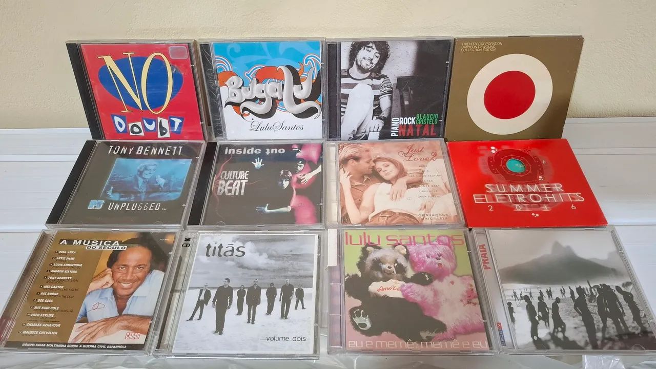 Cds diversos lote com 24 cds