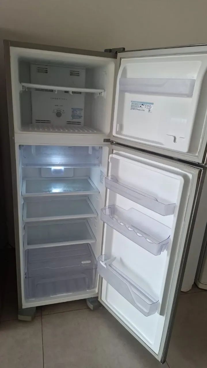 Vendo geladeira  - Foto 2