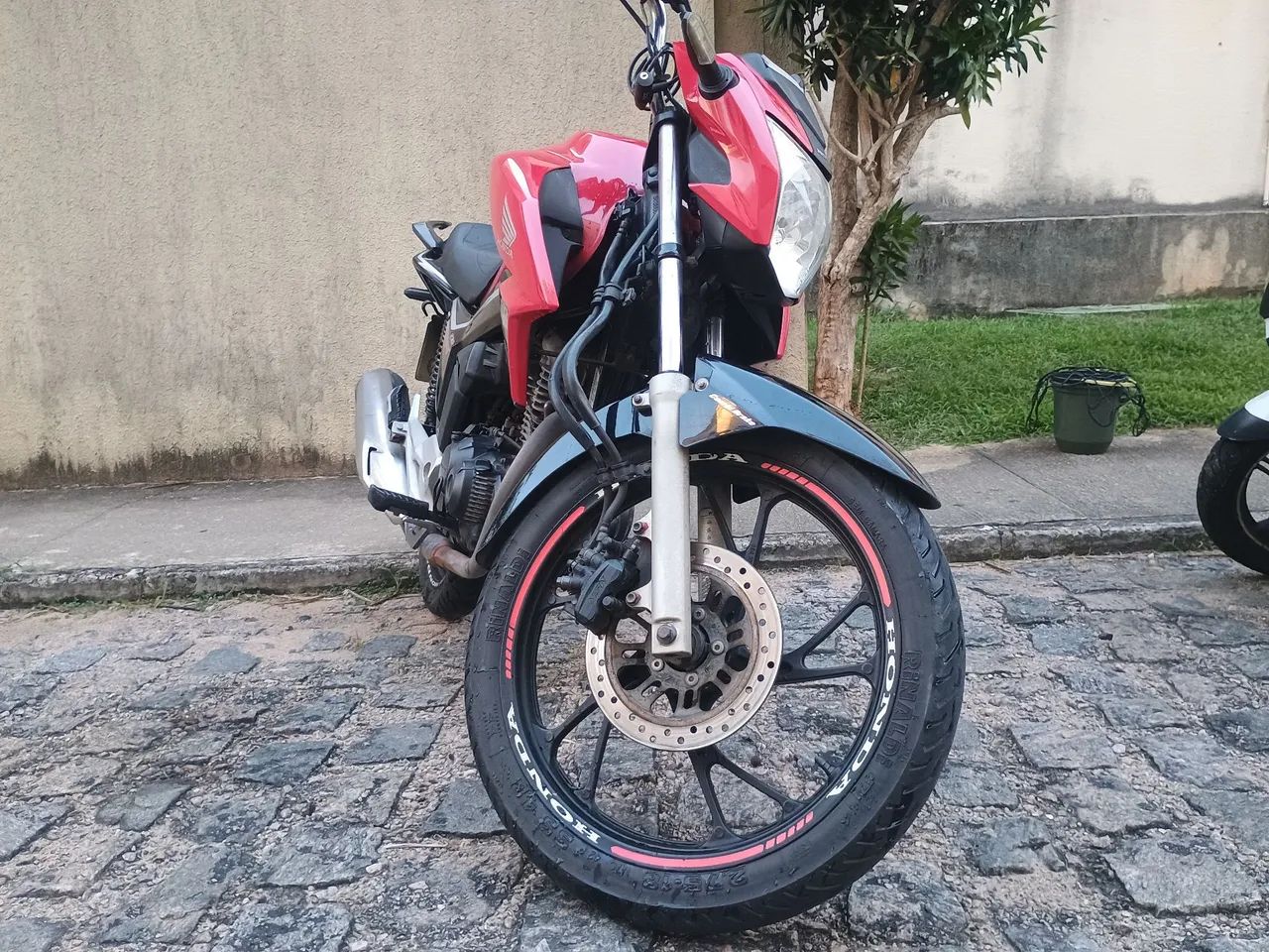 Vendo está moto 