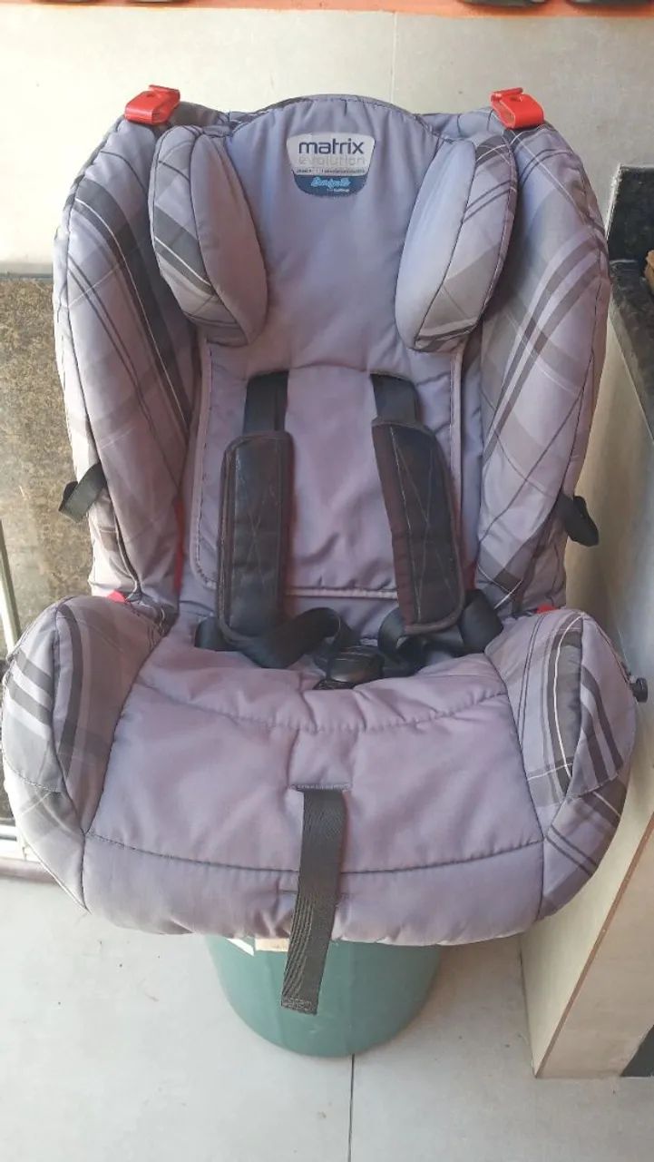 Cadeirinha de carro + acento de elevação! - Foto 6