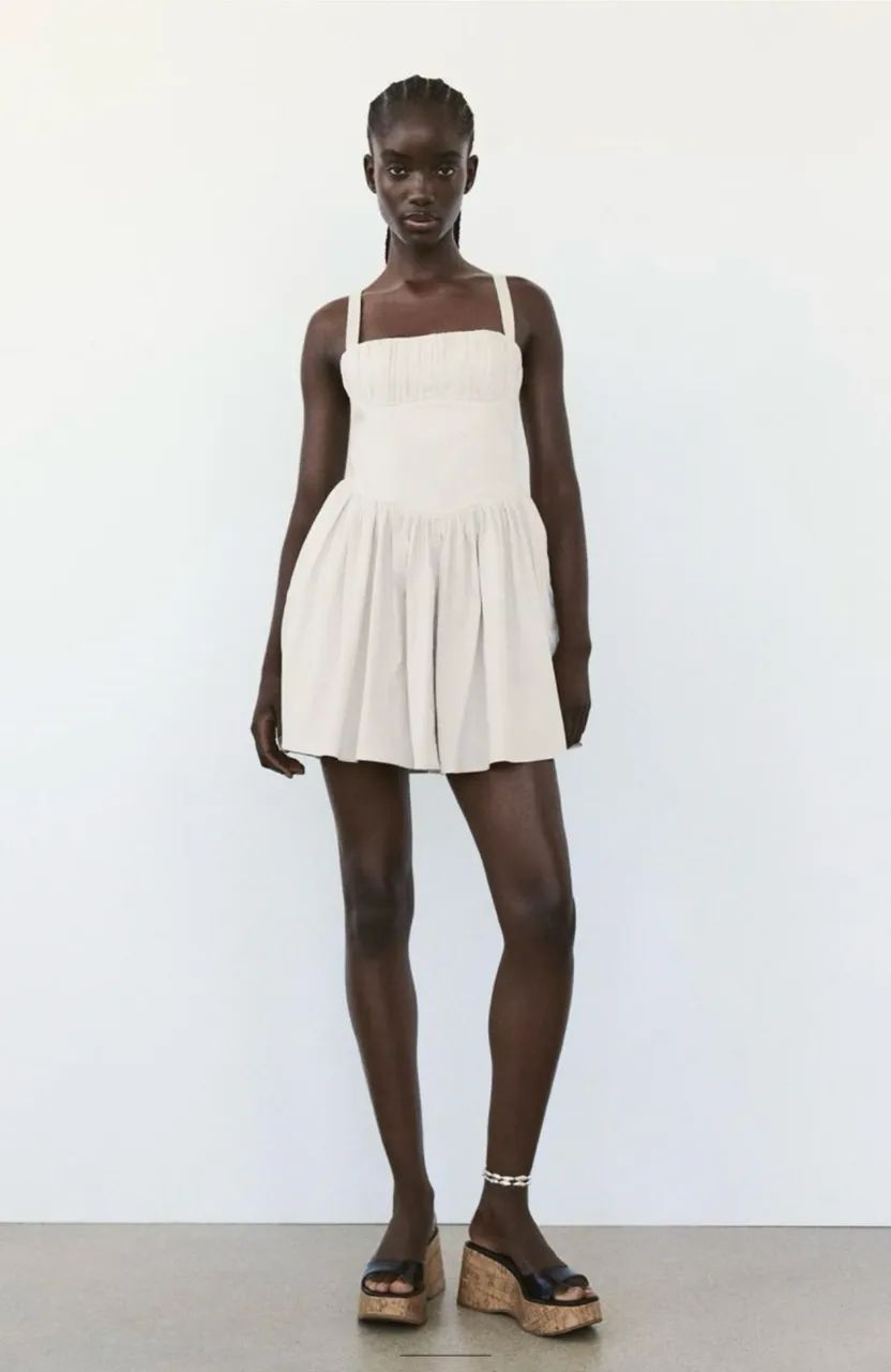 Vestido mini zara