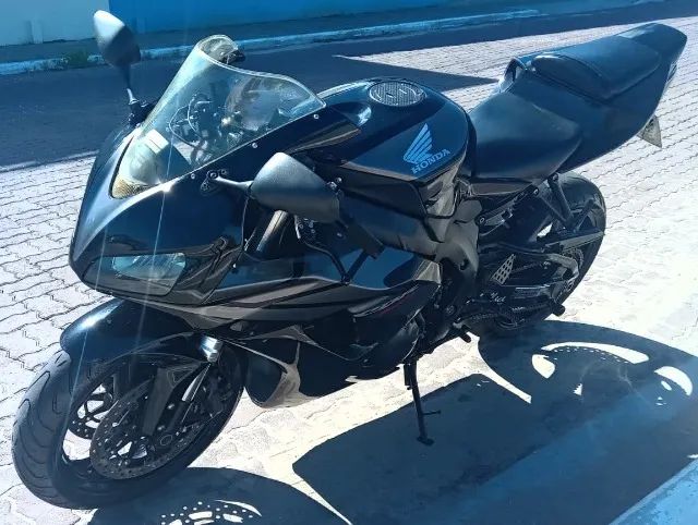 CBR 1000RR - Foto 5