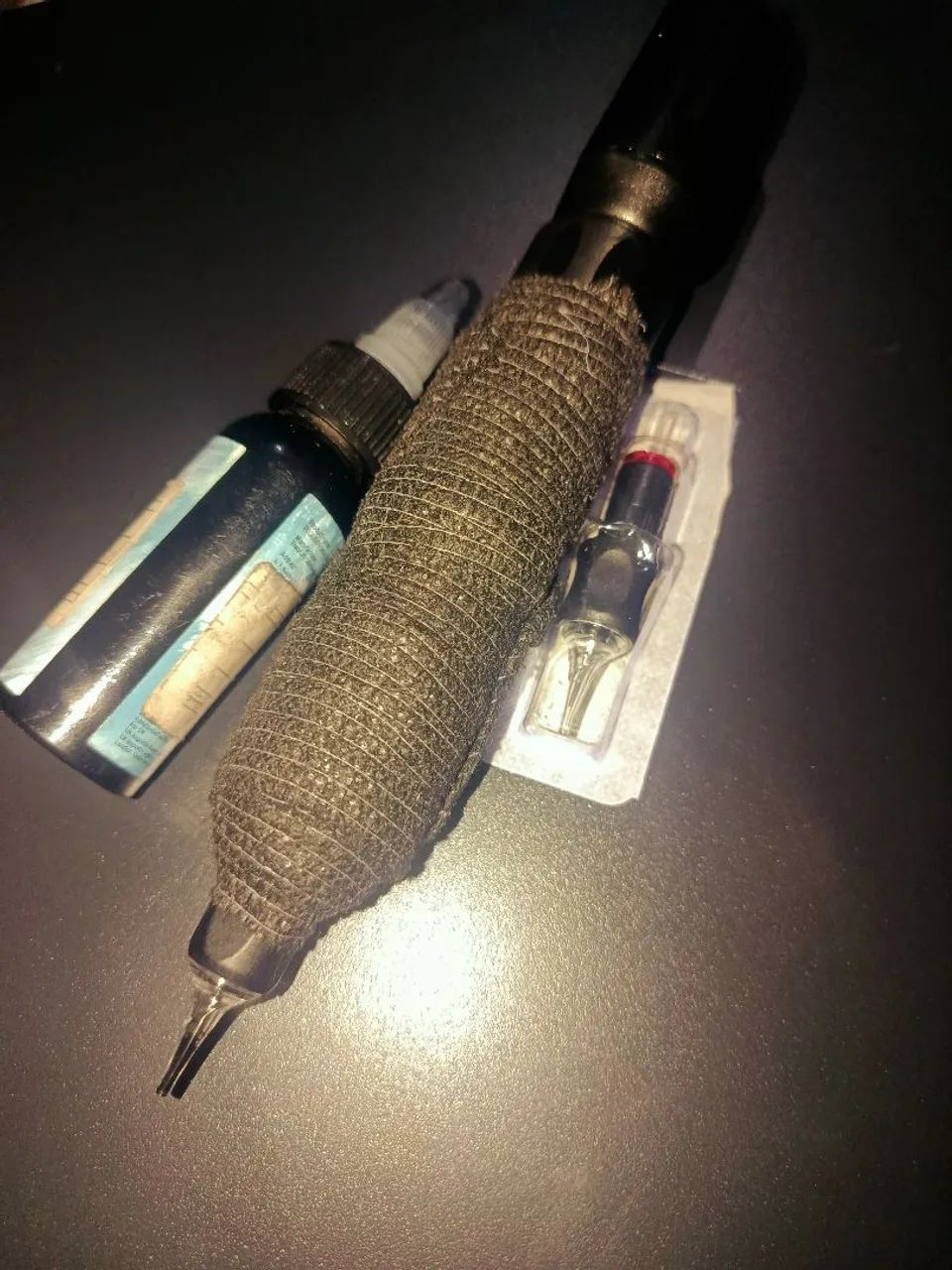 Vendo máquina de tatuagem pen