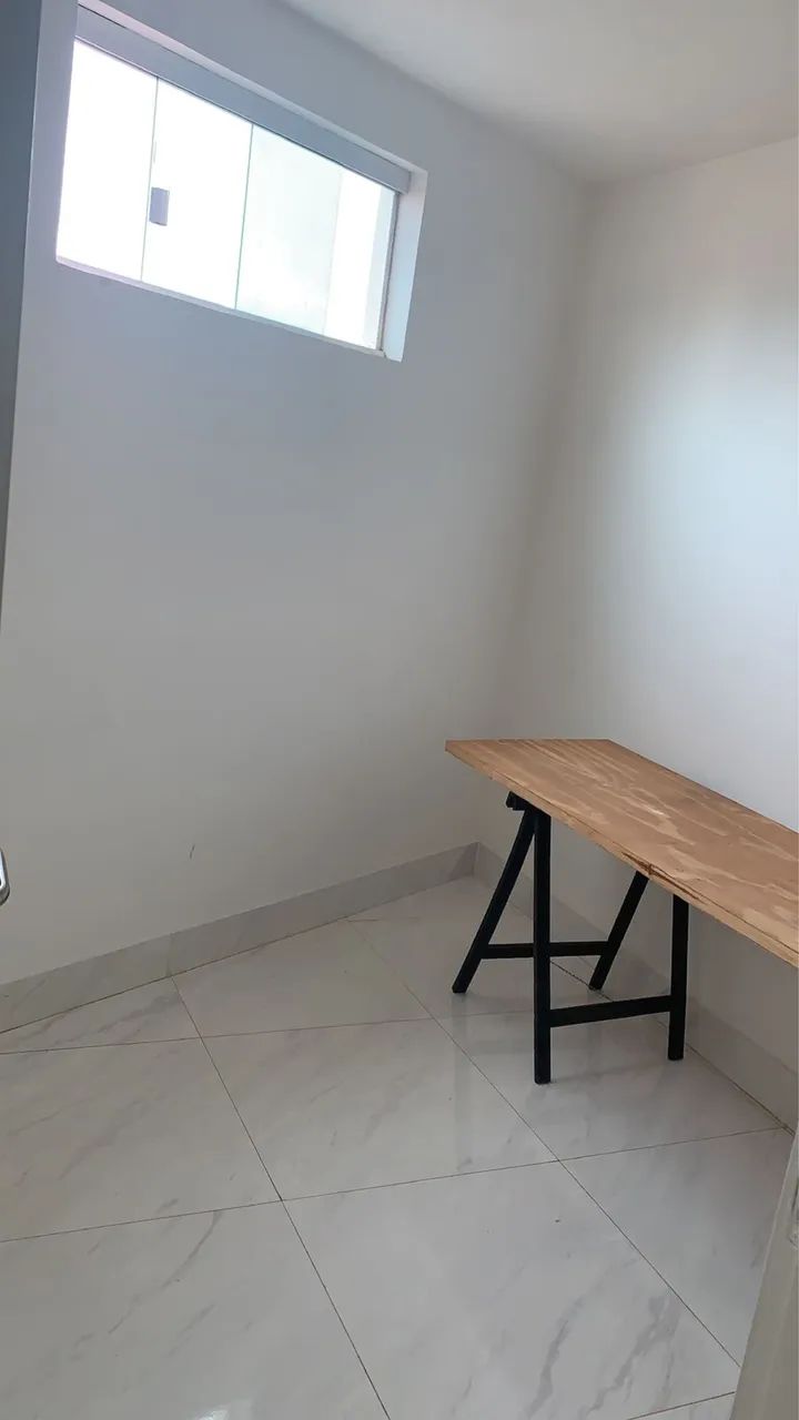 Apartamento com sacada - Ótima localização  - Foto 2
