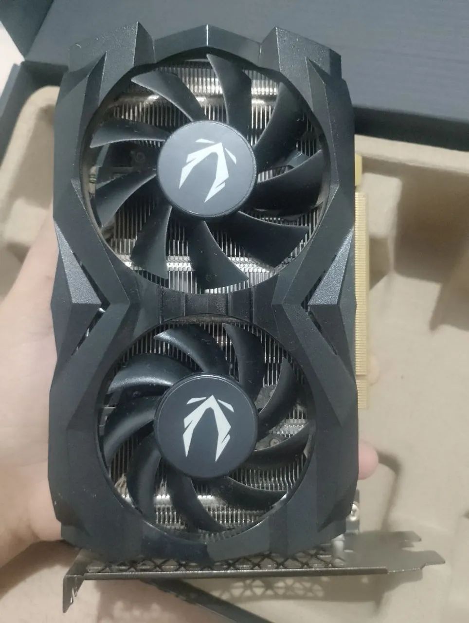 GTX 1660 SUPER - Foto 2