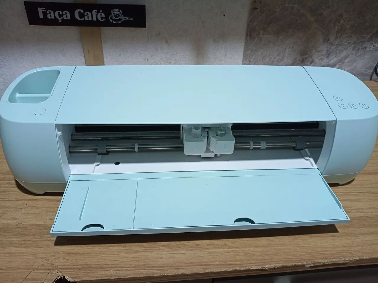 VENDO MAQUINA DE CORTE CRICUT NOVA - Foto 2