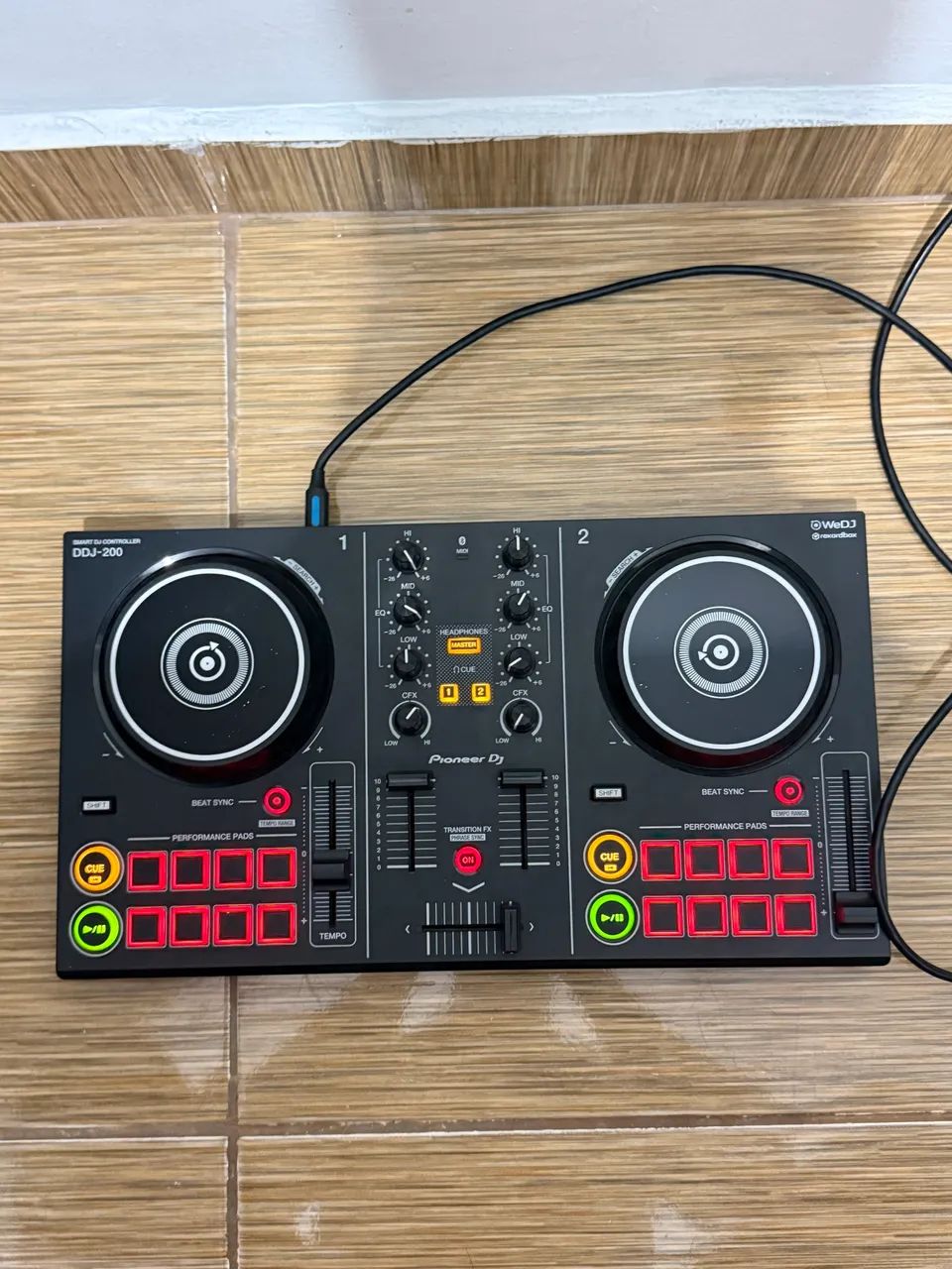 Controlador Pionner dj DDJ-200