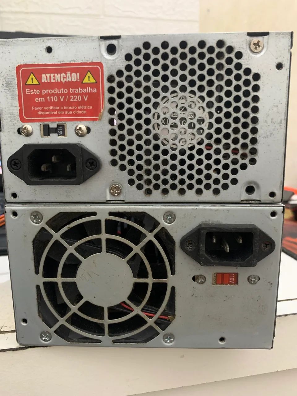 Kit 2 Fontes ATX 200W Para PC Desktop (K-Mex e Genérica) - Funcionando