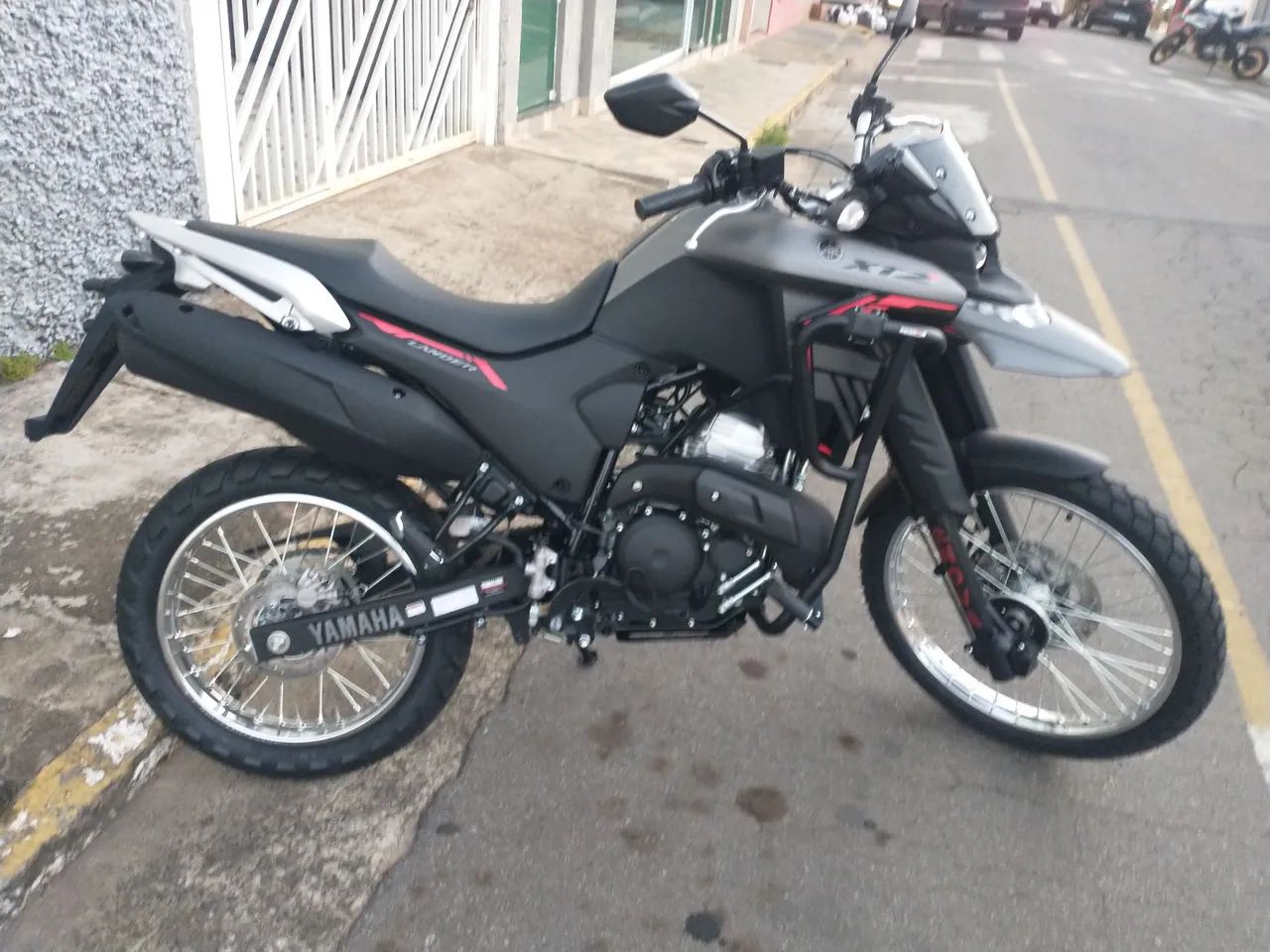 Xtz Lander 