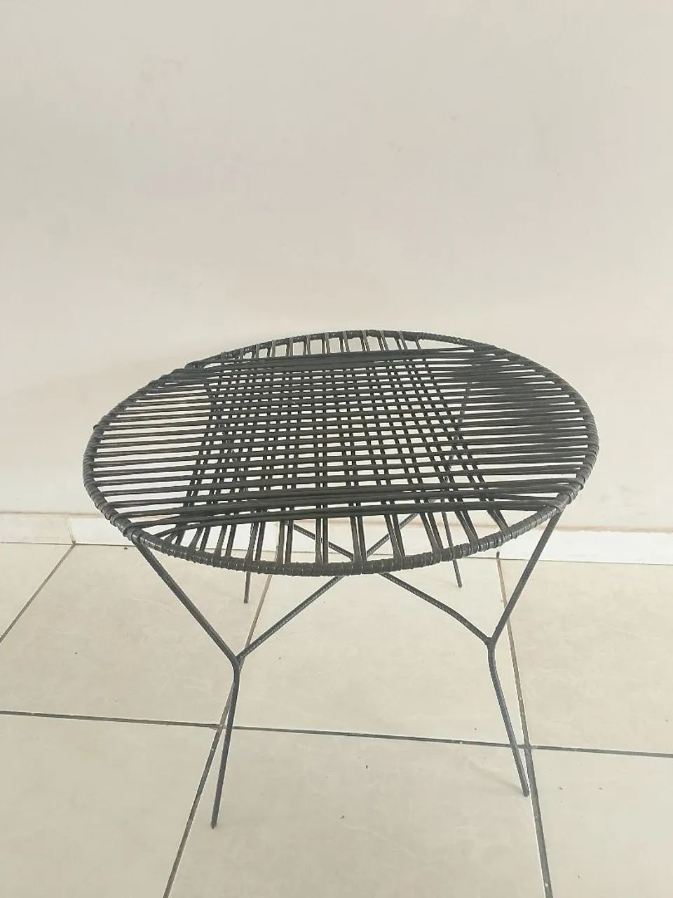 Vendo mesa com cadeira infantil e mesa de macarrão  - Foto 4