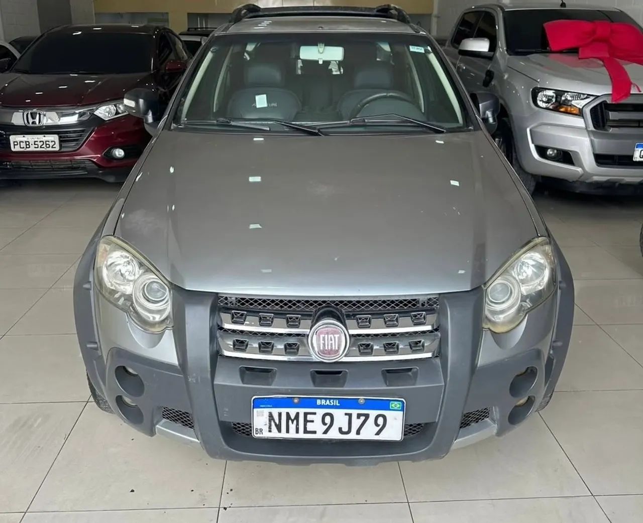 Fiat Strada Adventure1.8/ 1.8 Locker Flex CD 2011 - Foto 5