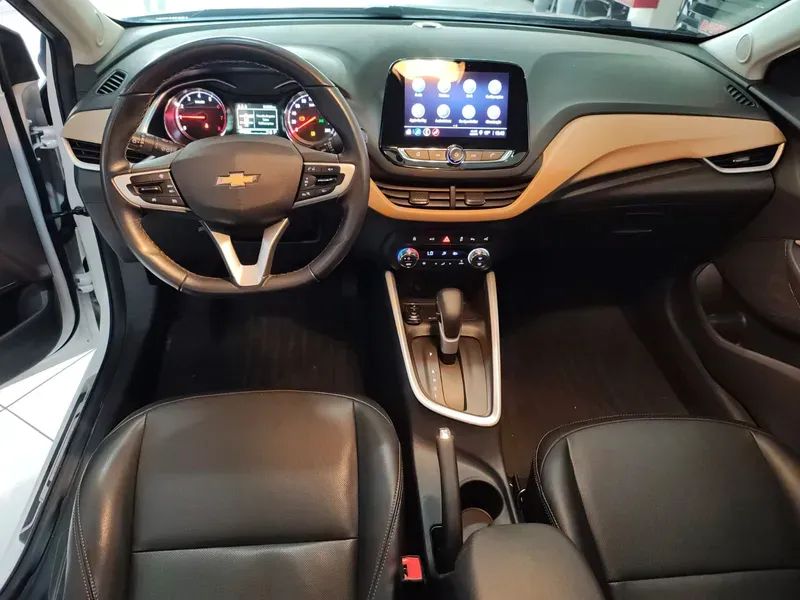 Chevrolet Onix Plus Premier 2, foto 11 de 16