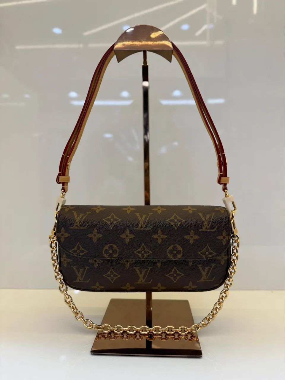 Bolsa de ombro Louis Vuitton  - Foto 4
