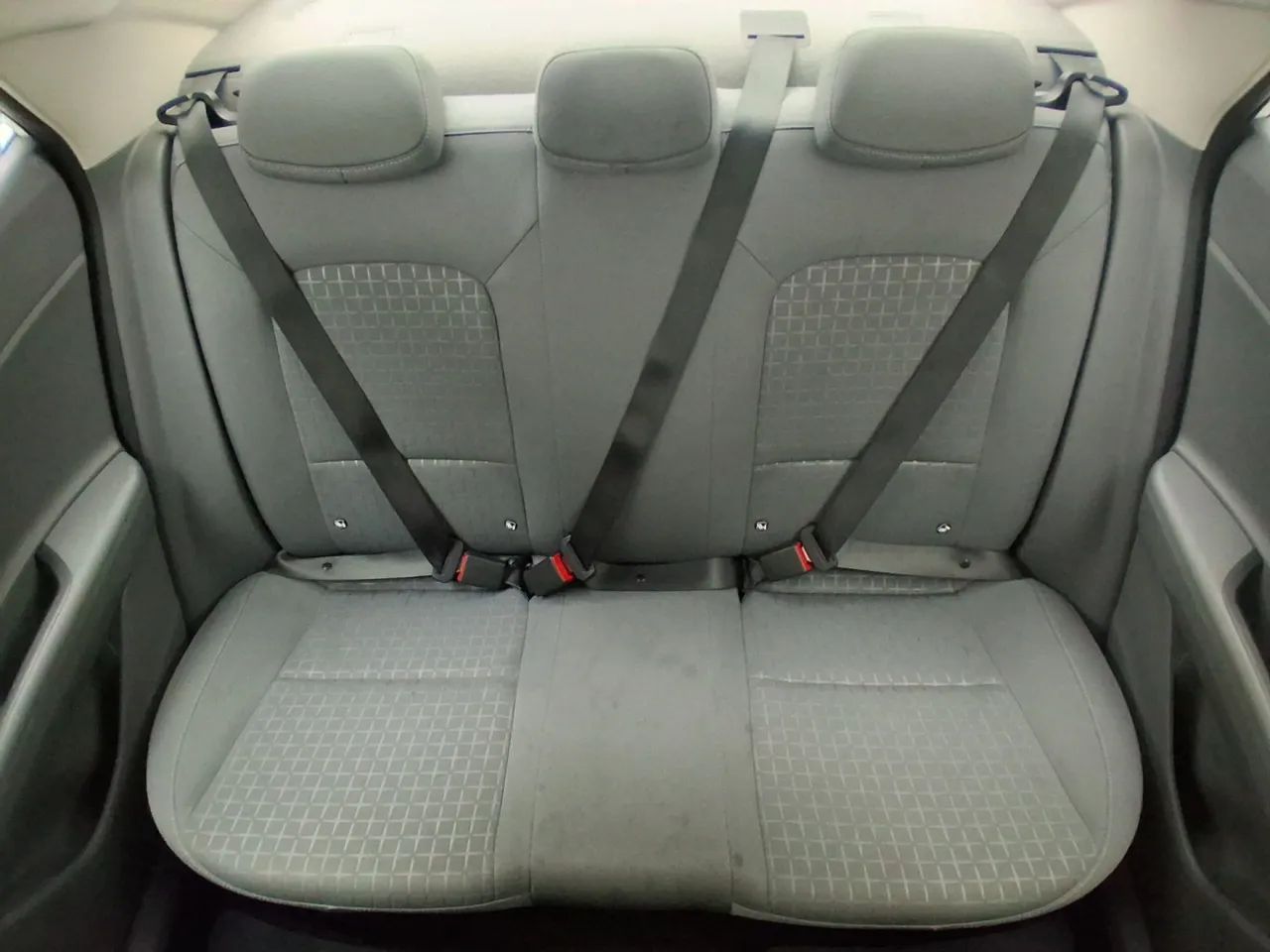 Hyundai HB20S Comfort Plus 1.0 TB Flex 12V Mec., foto 18 de 18