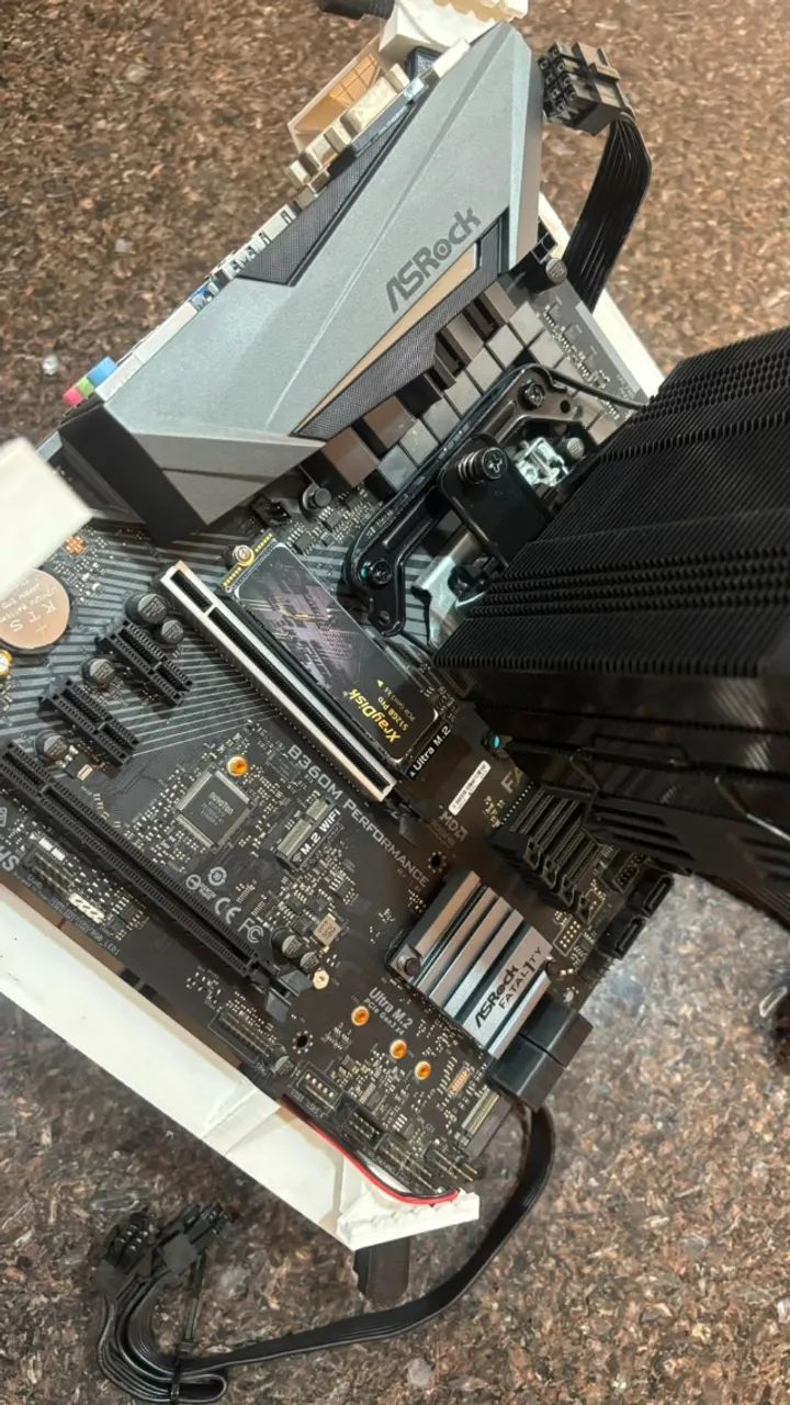 Kit PC intel i5 9600KF + B360m Asrock + Gabinete - Foto 4
