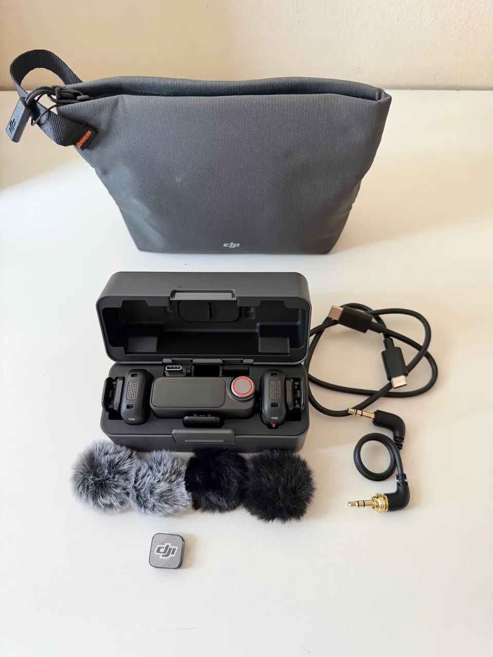 DJI Mic Mini 3 com 2 TX + 1 RX + Charging Case lançamento 