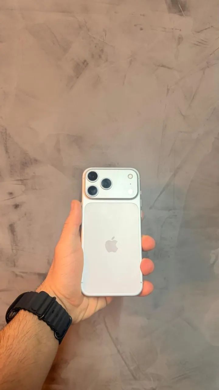 iPhone 17 Pro Max 512GB - 99% saúde de bateria