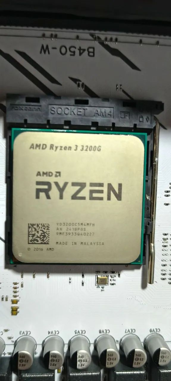 Processador AMD Ryzen 3 3200G 