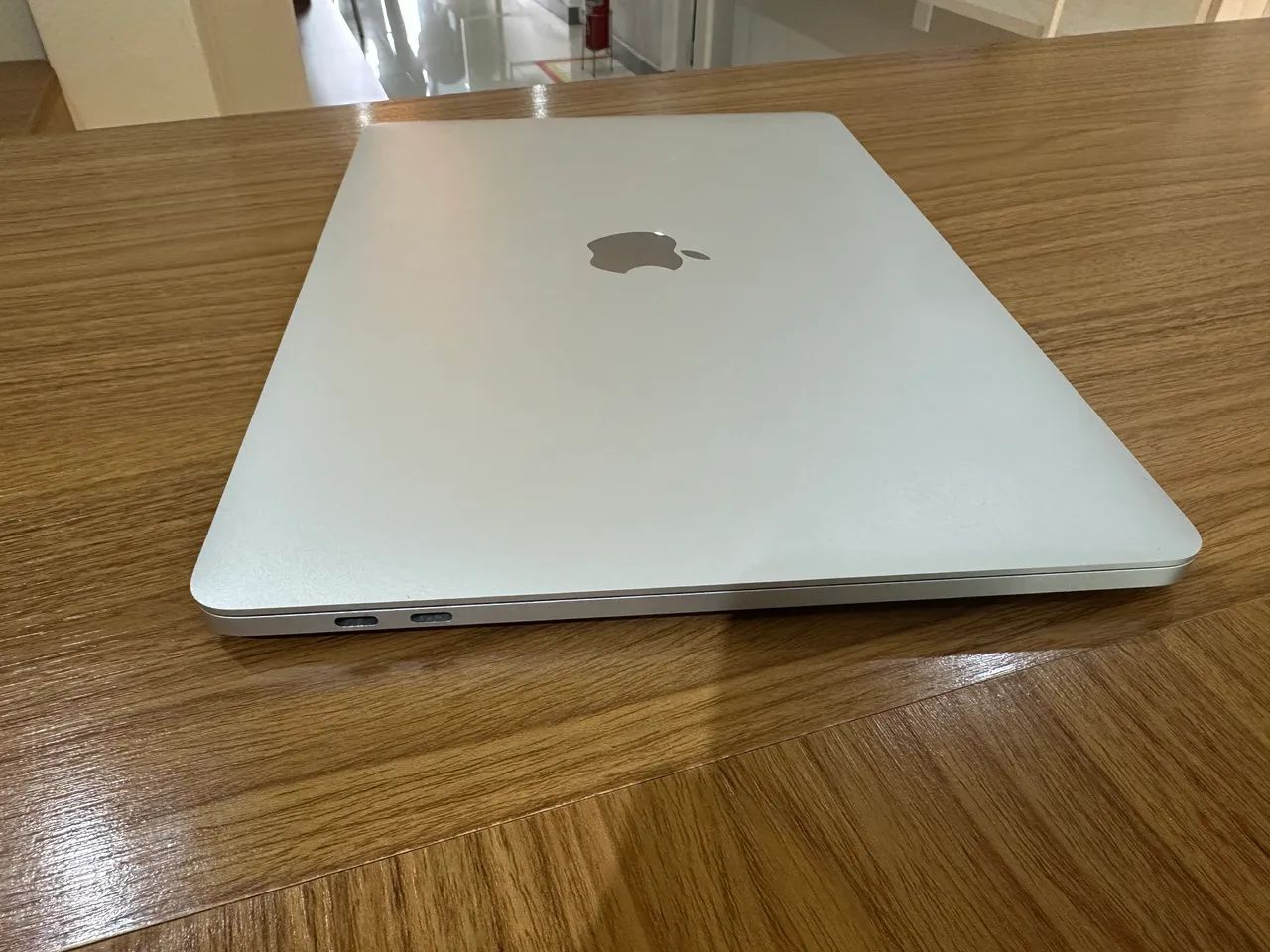 MacBook Pro Touch Bar 2019 - Foto 4