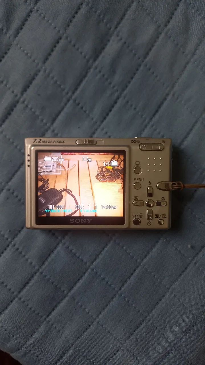 Sony Cyber-shot DSC-T10 - Foto 2