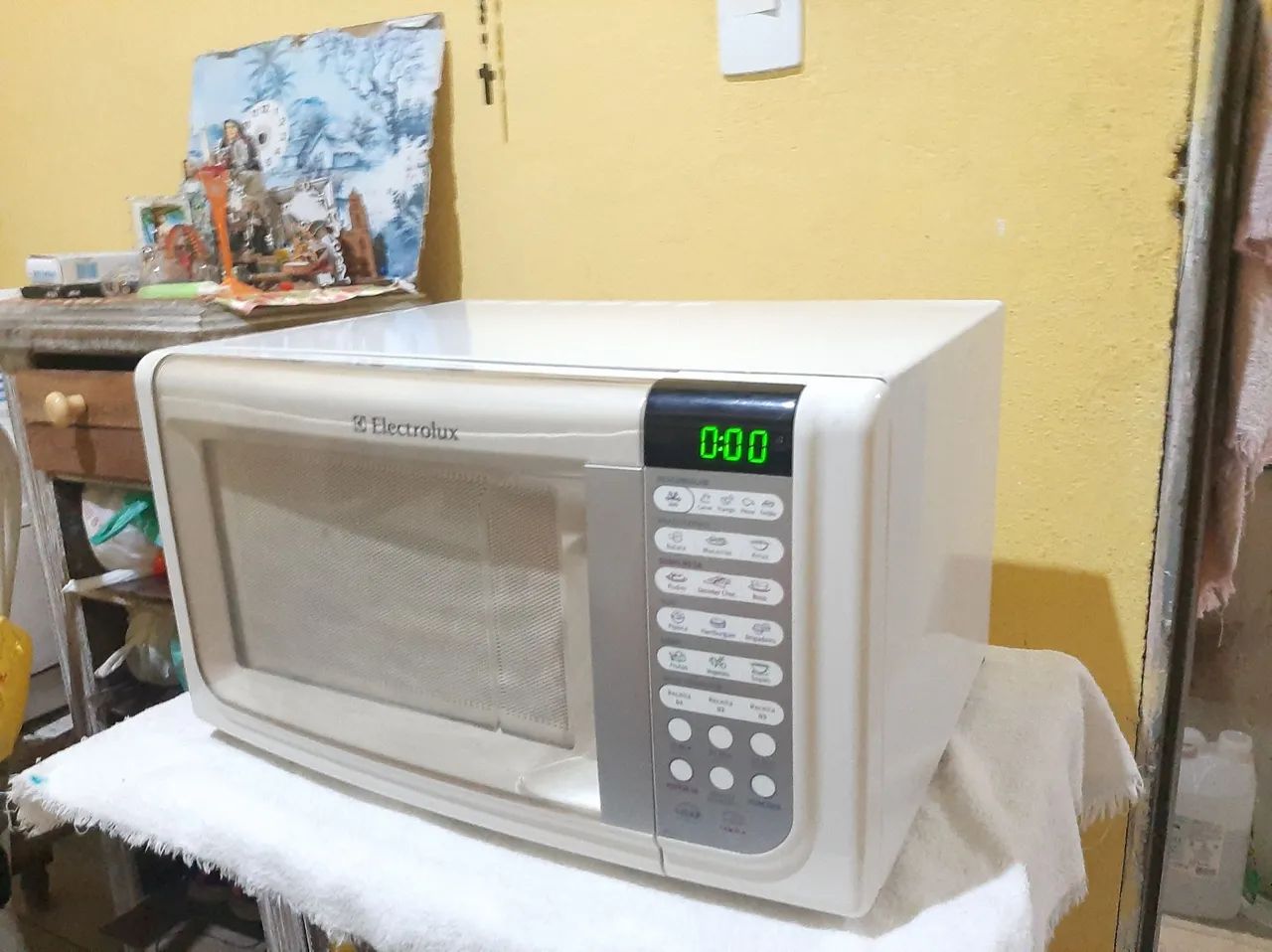 Micro-ondas Electrolux Mod. Mef41 - 31 Litros 220V - Foto 4